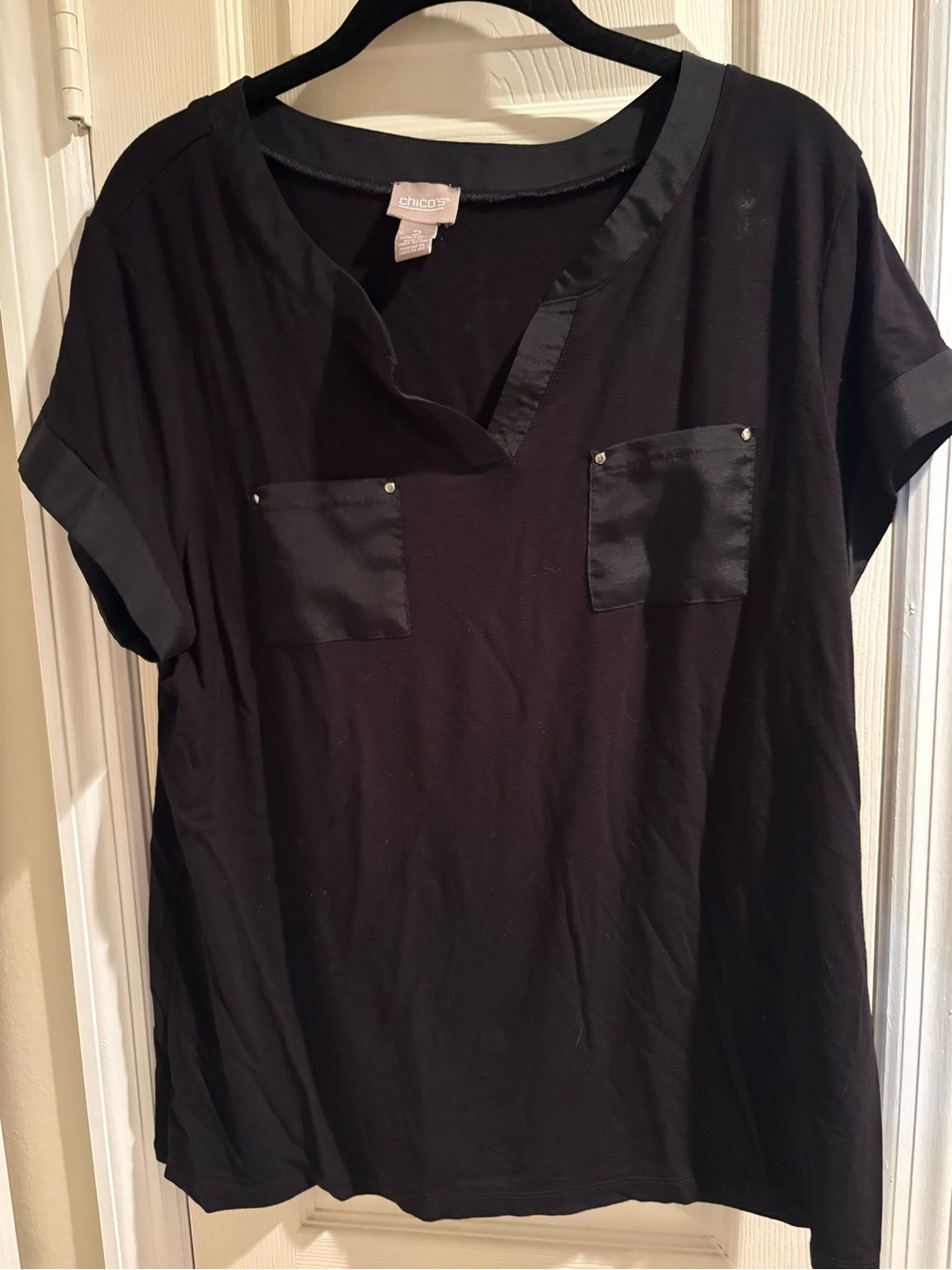 Chico's Black Short Sleeve Tee with Satin Pocket Detail Size 2